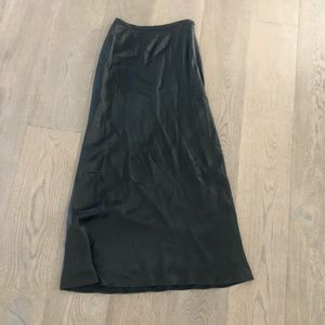 ANN TAYLOR Full Length Silk Black Skirt